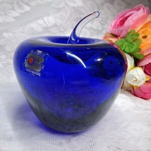 Vintage Blenko Handmade Cobalt Blue Glass Apple #882 With Original Sticker